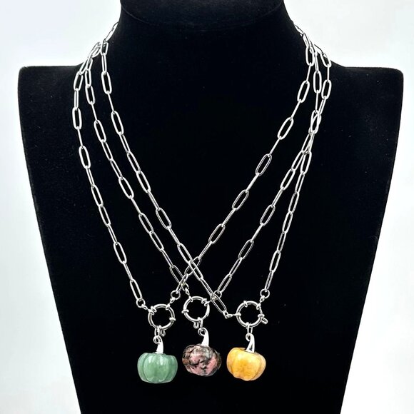 Green Aventurine Gemstone Pumpkin Pendant Necklace Silver Tone 17 Inch - Picture 6 of 7